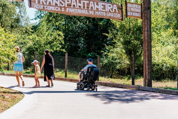 Zámek a ZOO Lešná_foto Tomáš Helísek, archiv CCRVM (1)